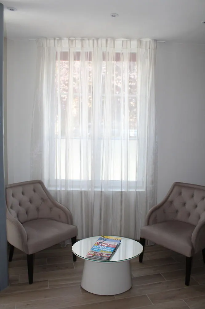 Hotel Jenner Paris 3*,  France