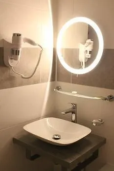 Hotel Jenner Paris France