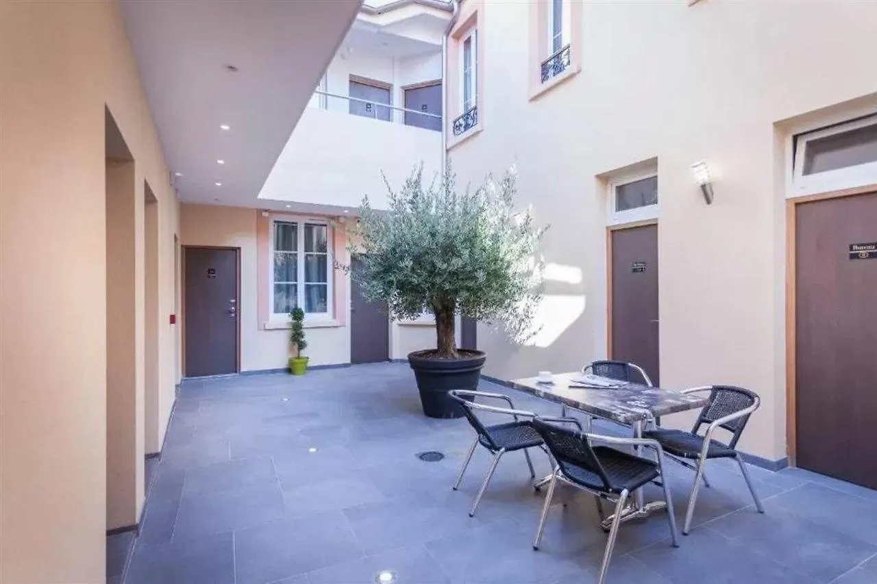 פריז Hotel Jenner צרפת